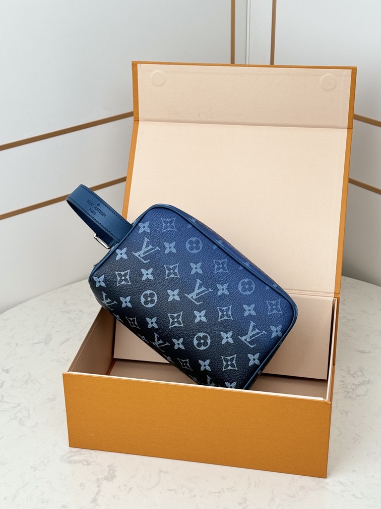 Louis Vuitton Locker Dopp Kit M11559 Navy Blue